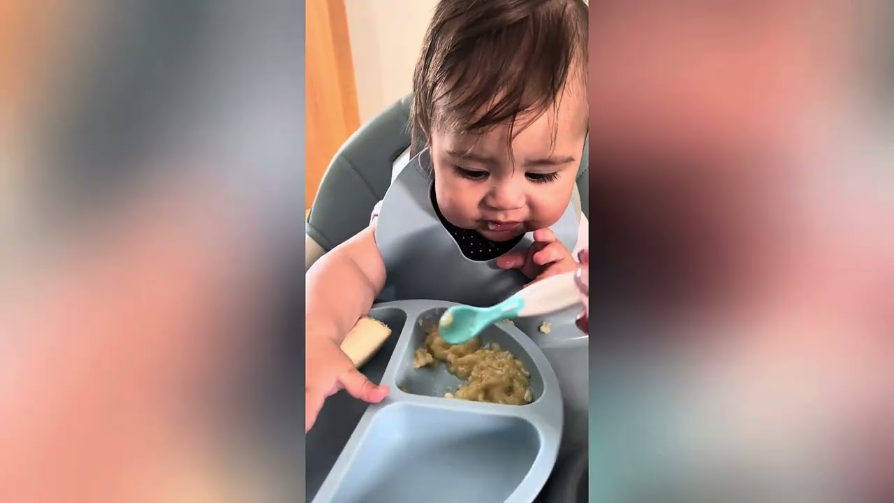 INTRODUÇÃO ALIMENTAR DO GU, COMENDO FRUTINHAS E FAZENDO CARETAS 😂