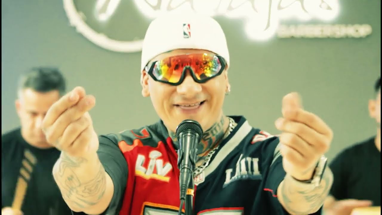 Buscando Money Ñeri Cumbia Video Oficial