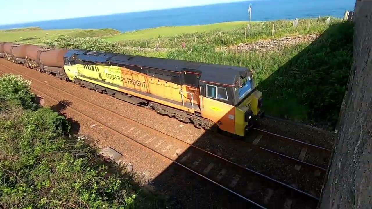 North East Scotland Diesel and Steam Trains 2023-2024, last 37 hauled 1Q77, 37403 Slochd triumph!
