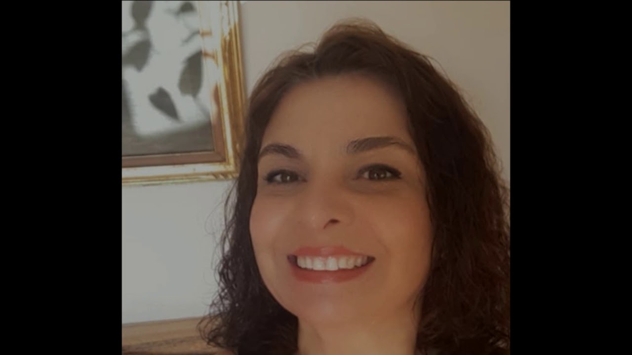 Aysel Arslantaş  /  Fincanın etrafı yeşil