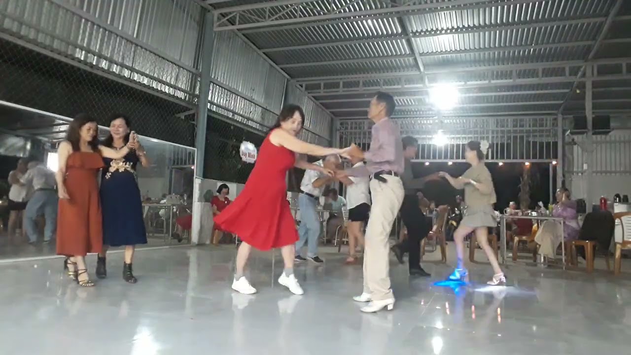 Cha-cha-chá tại Khiêu Vũ Duy Minh/ mùng 3 Tết