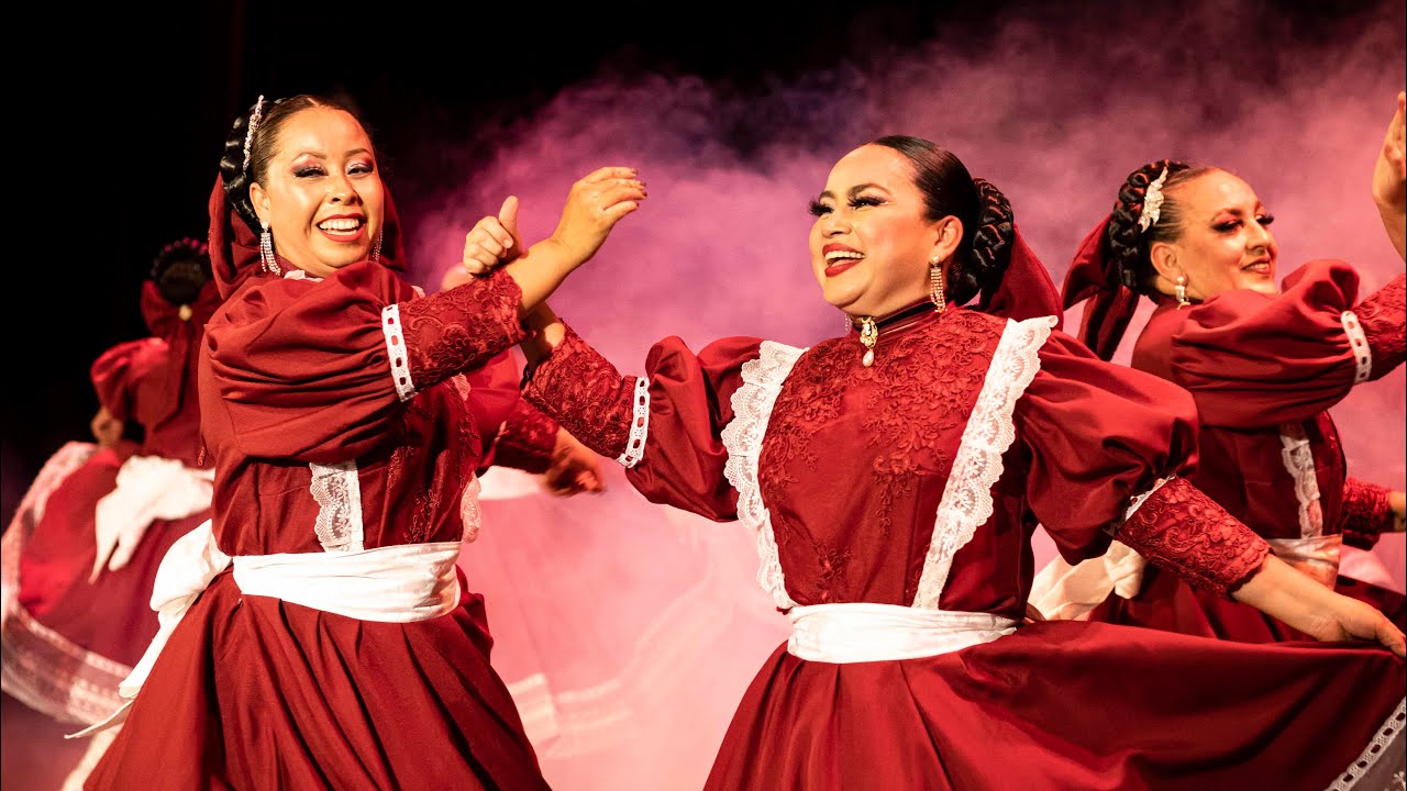 Resumen Bajo el Cielo de Chihuahua- Ballet Folklorico de la Frontera.