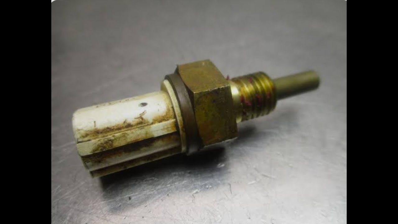 Suzuki jimny , changing the coolant temperature sensor.