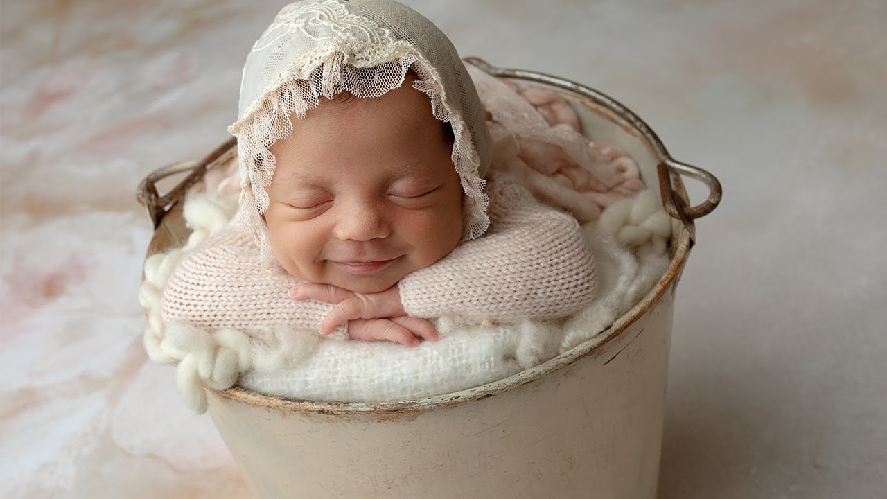 ELSY GUEVARA HAS THE SMILIEST NEWBORN EVER!! ***BEHIND THE SCENES***