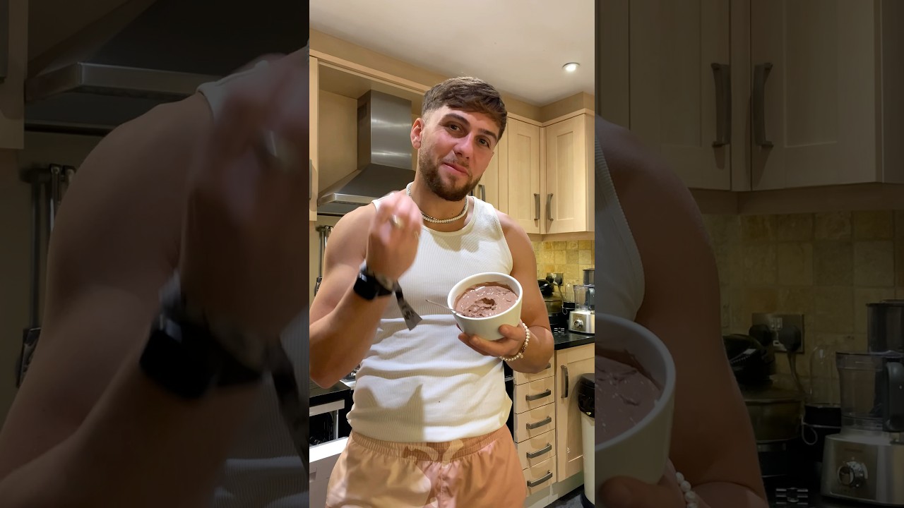 Real Food Protein Chocolate Mousse 🍫 #healthyrecipe #proteinrecipe #protein #recipe #chocolate