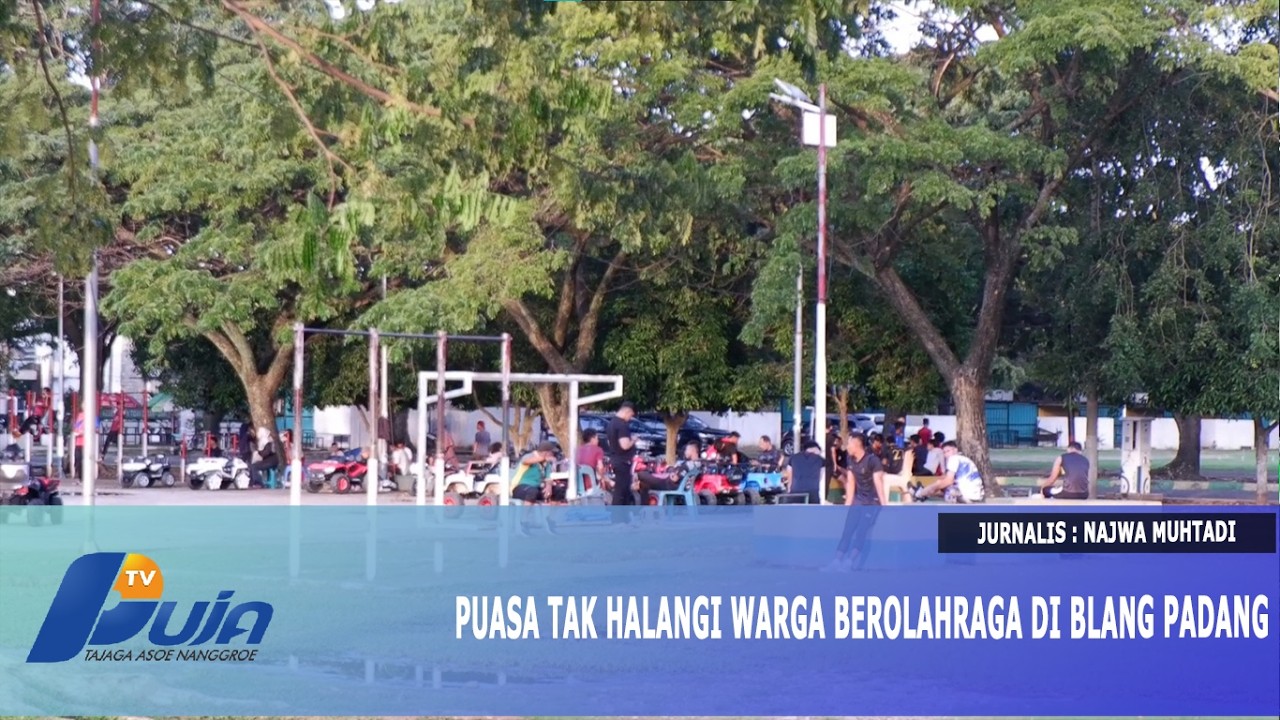 Puasa Tak Halangi Warga Berolahraga di Blang Padang