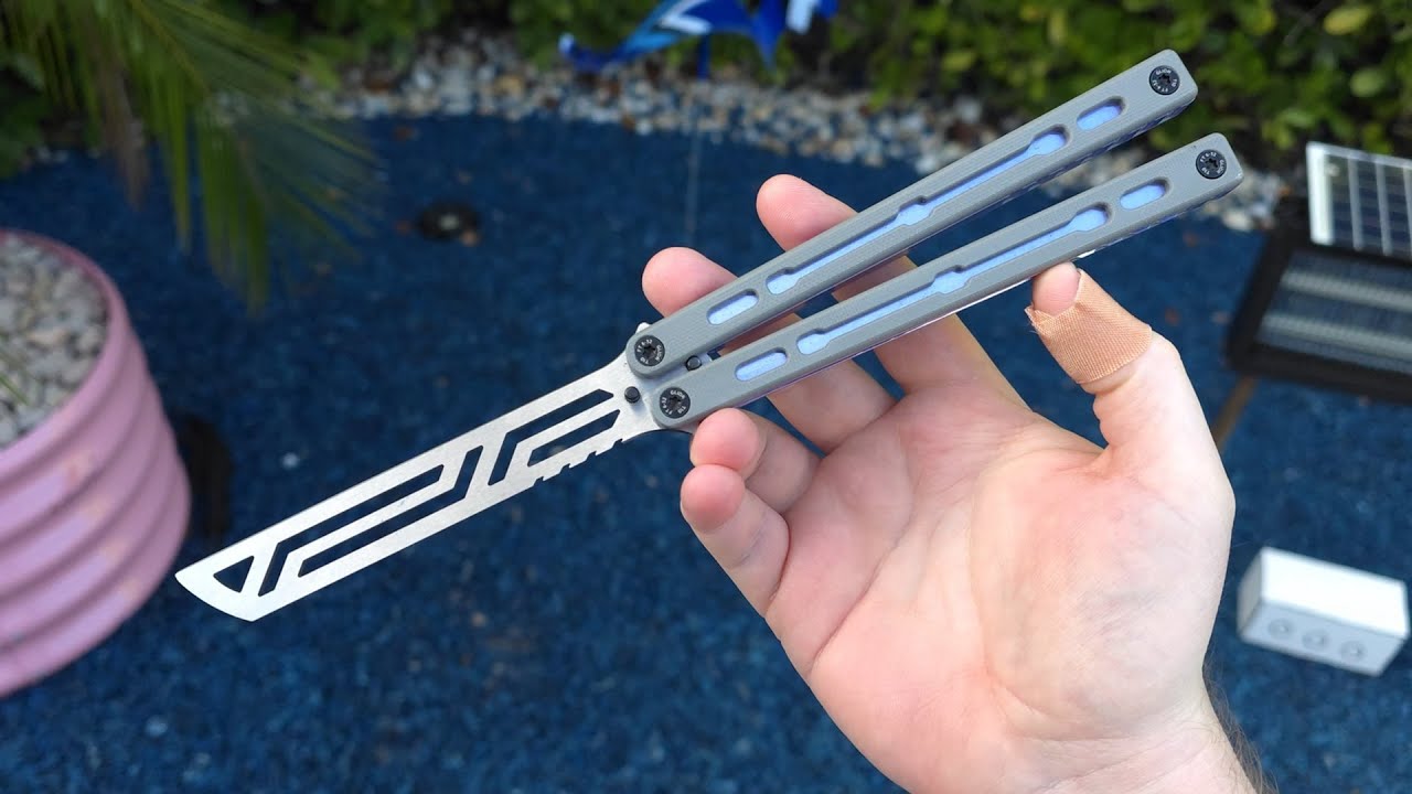 Обзор переворачивания Nautilus V2 Balisong