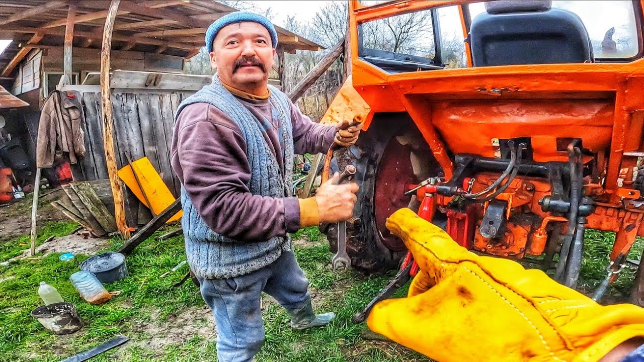 CE INSEAMNA  MUNCA  LA TRACTOR U650   adrian cox