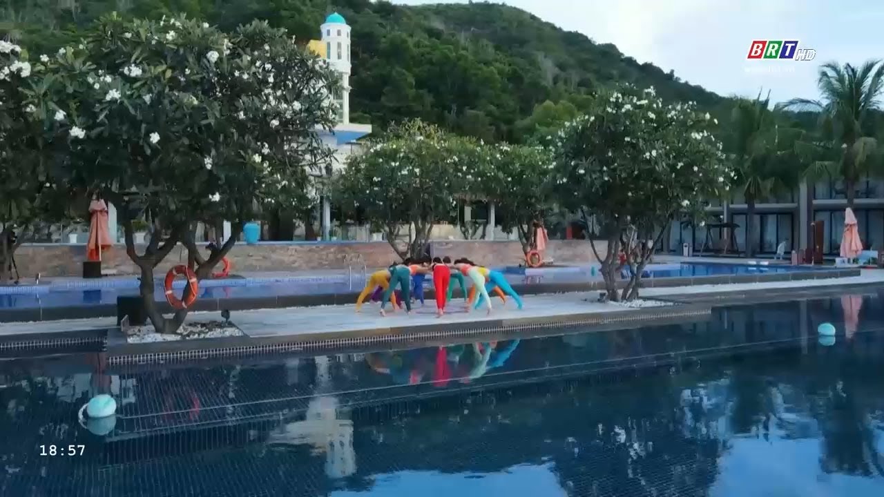 Phố biển Vũng Tàu hòa quyện cùng yoga | BRTgo