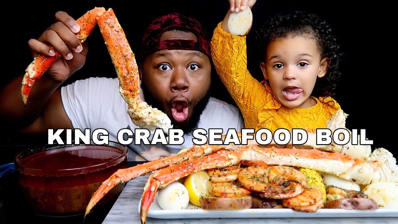 KING CRAB SEAFOOD BOIL + CORN + EGGS | MUKBANG