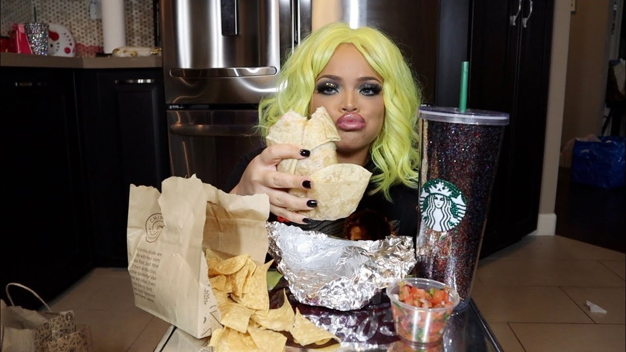 CHIPOTLE EATING SHOW