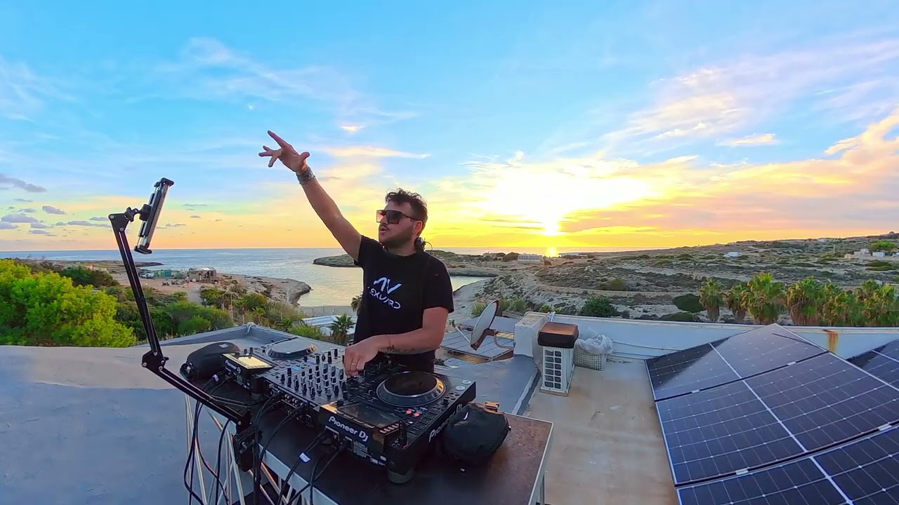 Sunset DJ Set in Cala Croce, Lampedusa |Afro Tech, Afro House e melodic house
