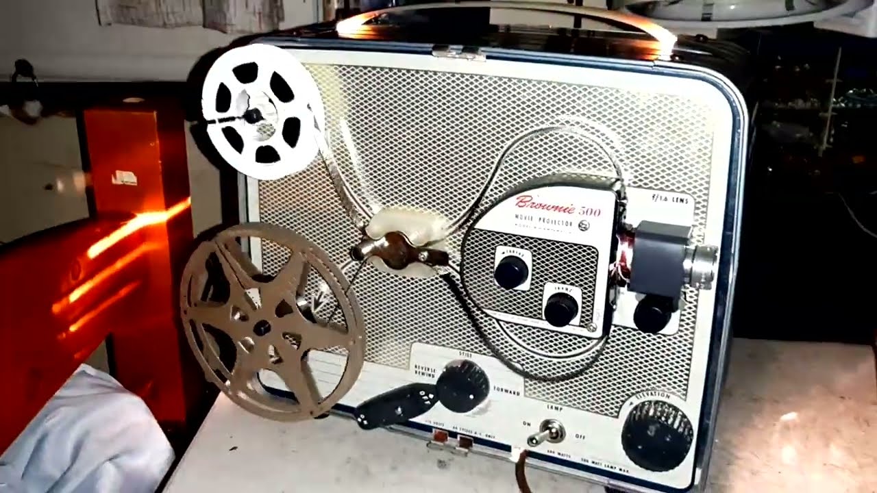 Replacing The power cord on my 1957 Kodak Brownie 8mm Movie Projector (you should do it Too!)