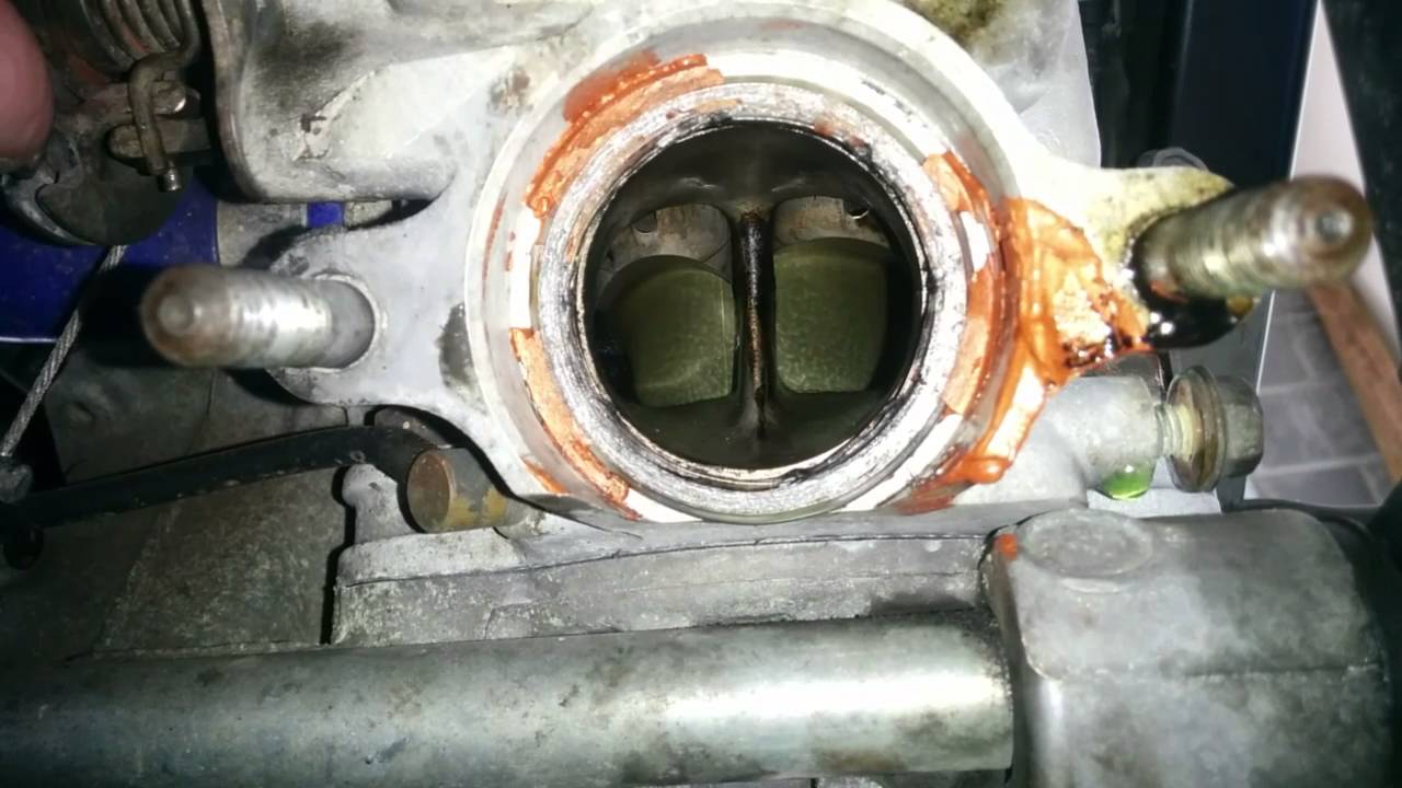 Suzuki RGV 250 Power Valve Tutorial