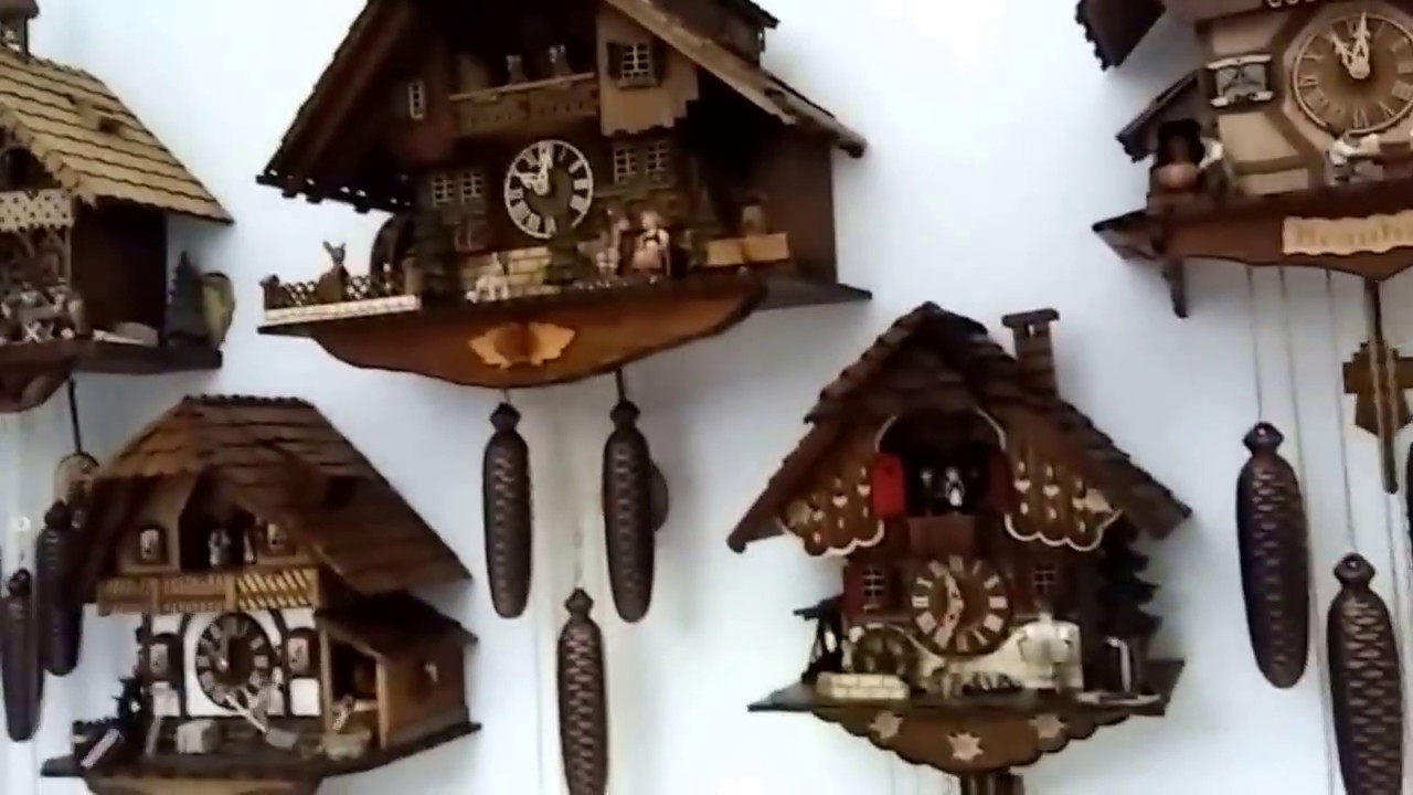 MY COLLECTION CUCKOO CLOCKS BLACK FOREST / I miei orologi cucù CLOCK