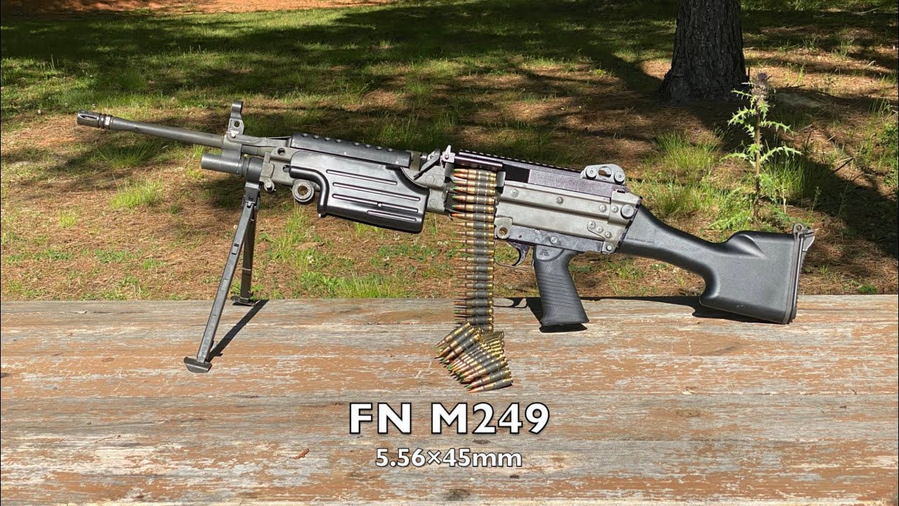 Shooting an FN M249 SAW 🇺🇸