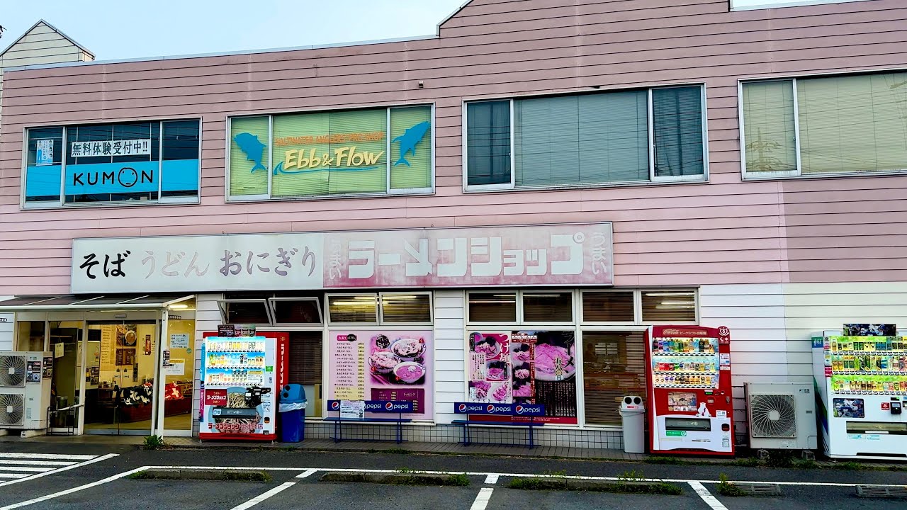 【爆速】驚きの広さのラーメンショップで朝6時から店内を駆け回り1人で切り盛りする店主が凄かった