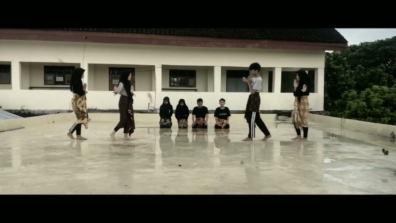 PROJEK P5 -Tari Kreasi STOP BULLYING Kelas X4 (4) @smanegeri1nguter717