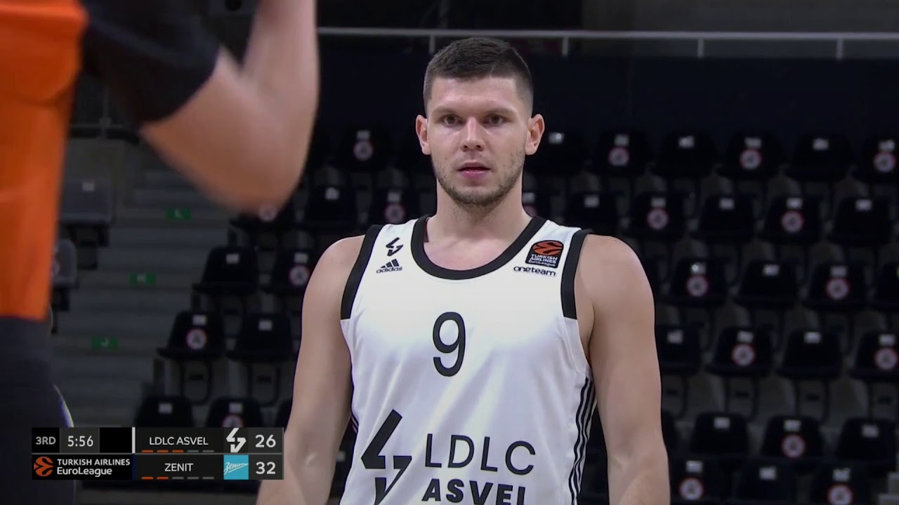 Rihards Lomažs vs. Zenit St Petersburg: 8 pts, 1 reb Euroleague Round 8 [13.11.20.]