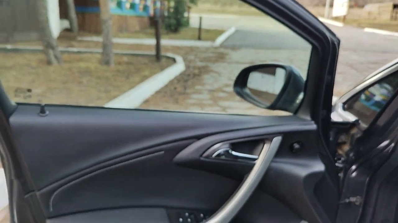 Opel Astra J Cosmo 2011