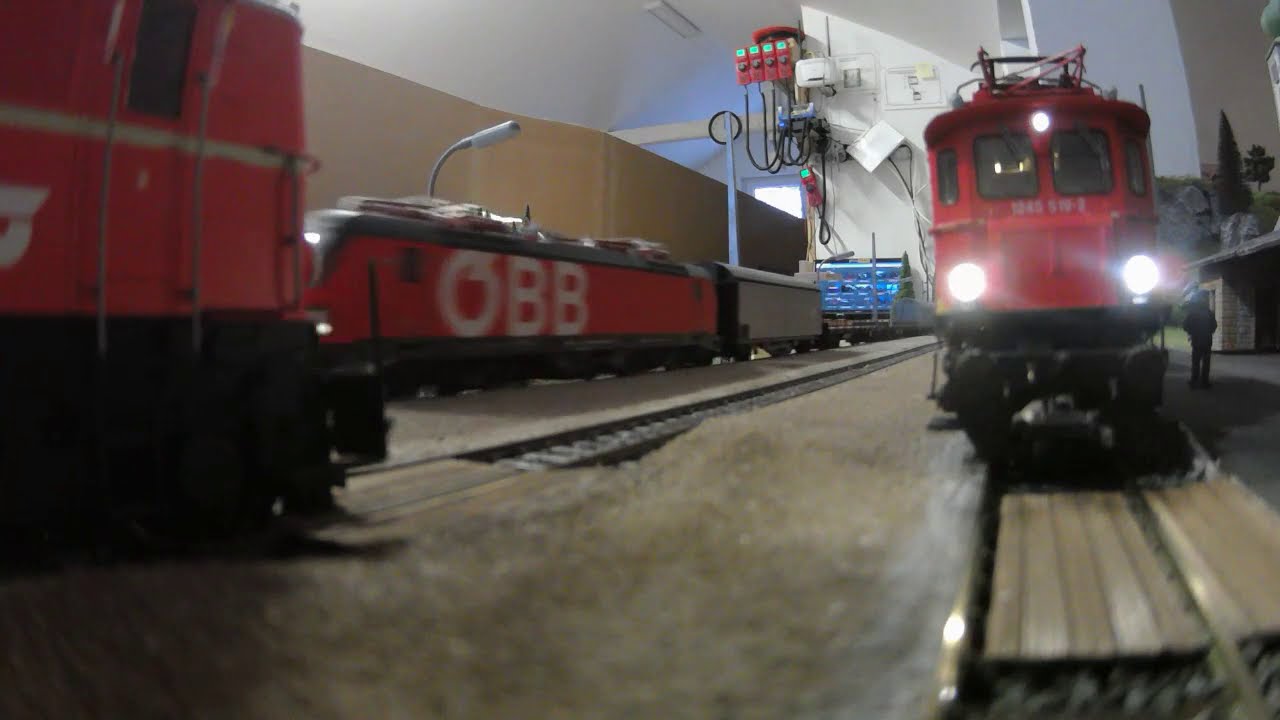 Modelleisenbahn H0 Österreich (9) Triebfahrzeuge Siemens Vectron bei EVU