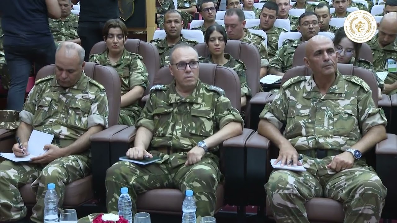 السيد الفريق أول السعيد شنڨريحة في زيارة إلى الأكاديمية العسكرية لشرشال 