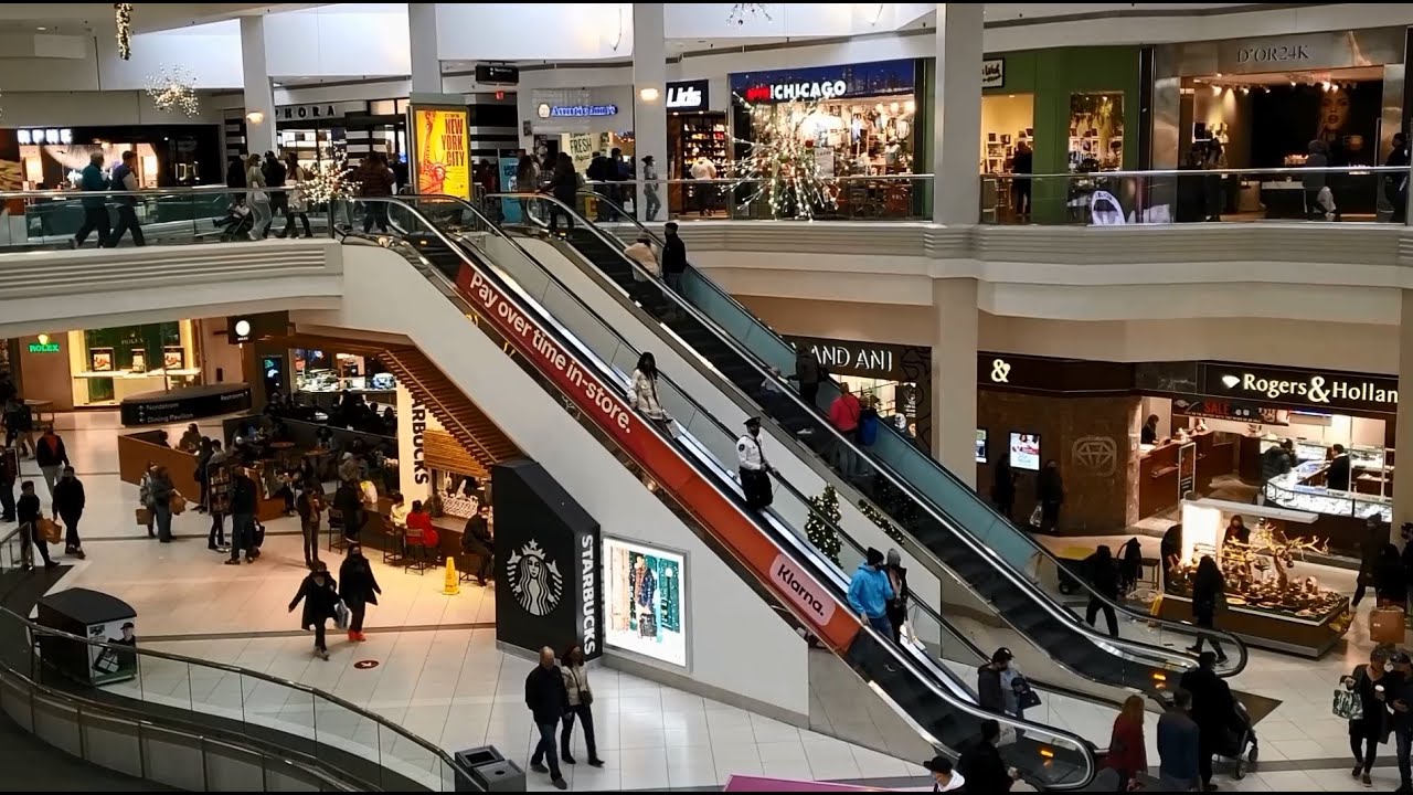 T-Mobile's Home for the Holidays 10 Year Anniversary at Woodfield Mall