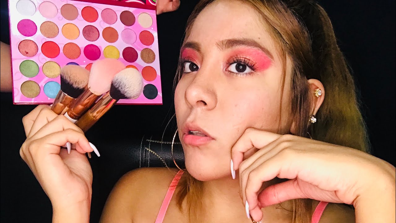 ASMR MAQUILLANDO A MI HERMANA🔮