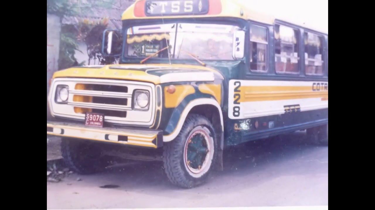buses clasicos de colombia