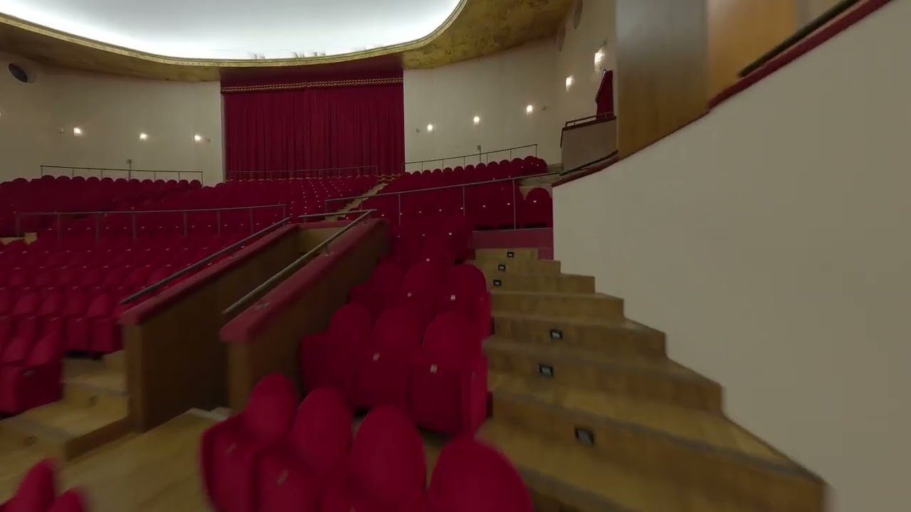 Galleria - Teatro Lirico Giorgio Gaber