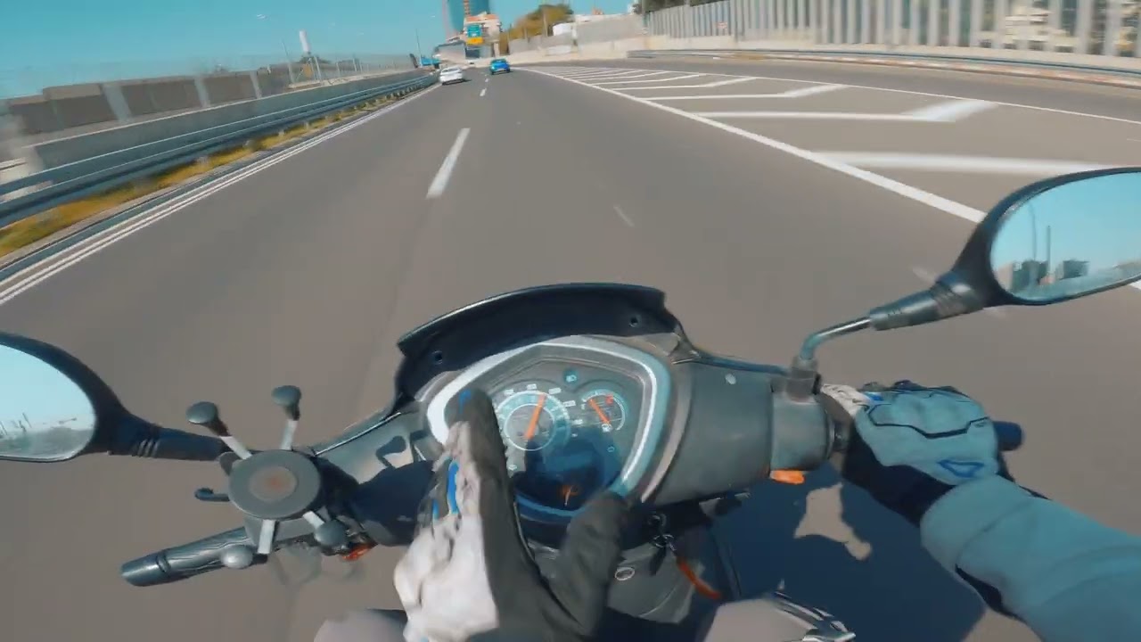 כביש מהיר אופנוע חלש