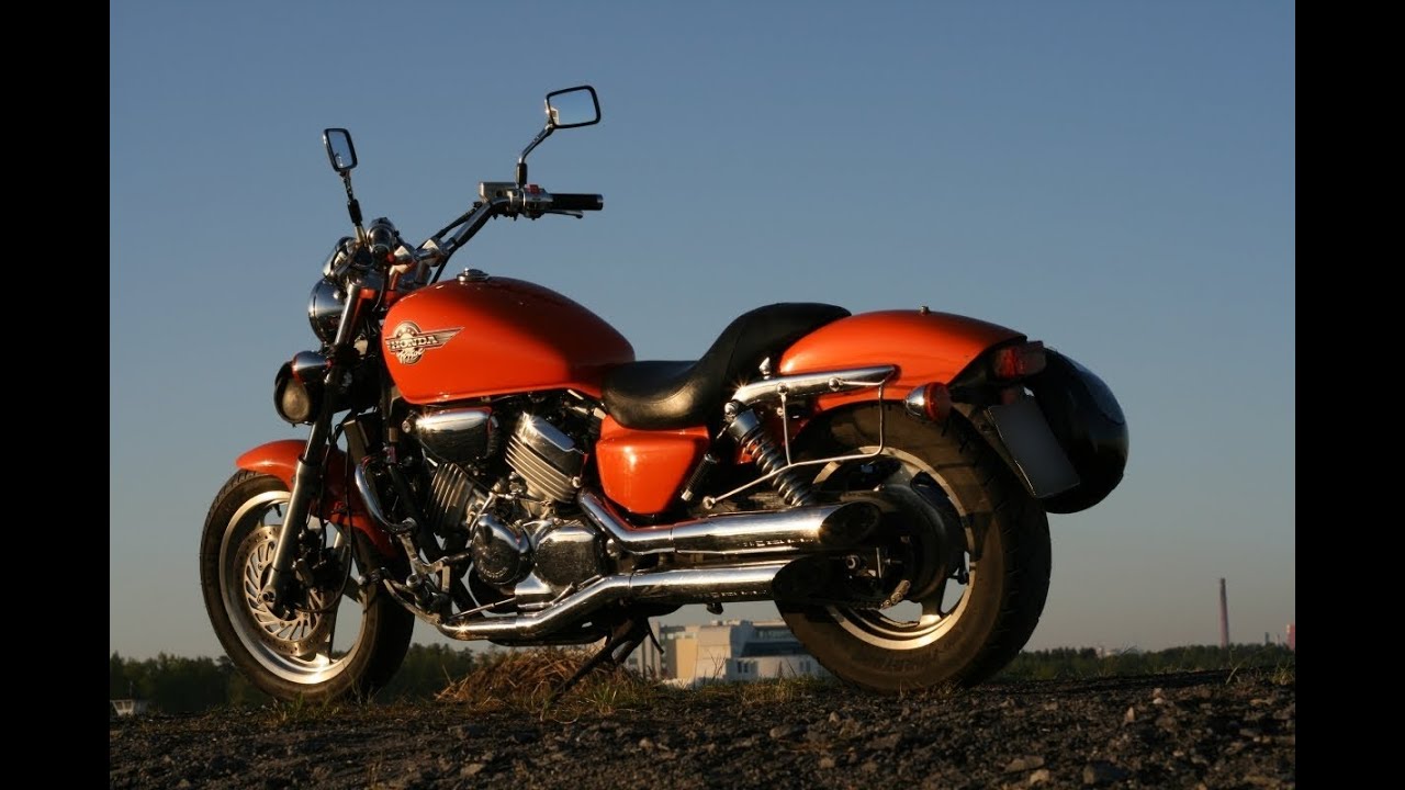 Honda VF750C Magna - Modified Stock Exhaust vs. Cobra Slashcut Slip On