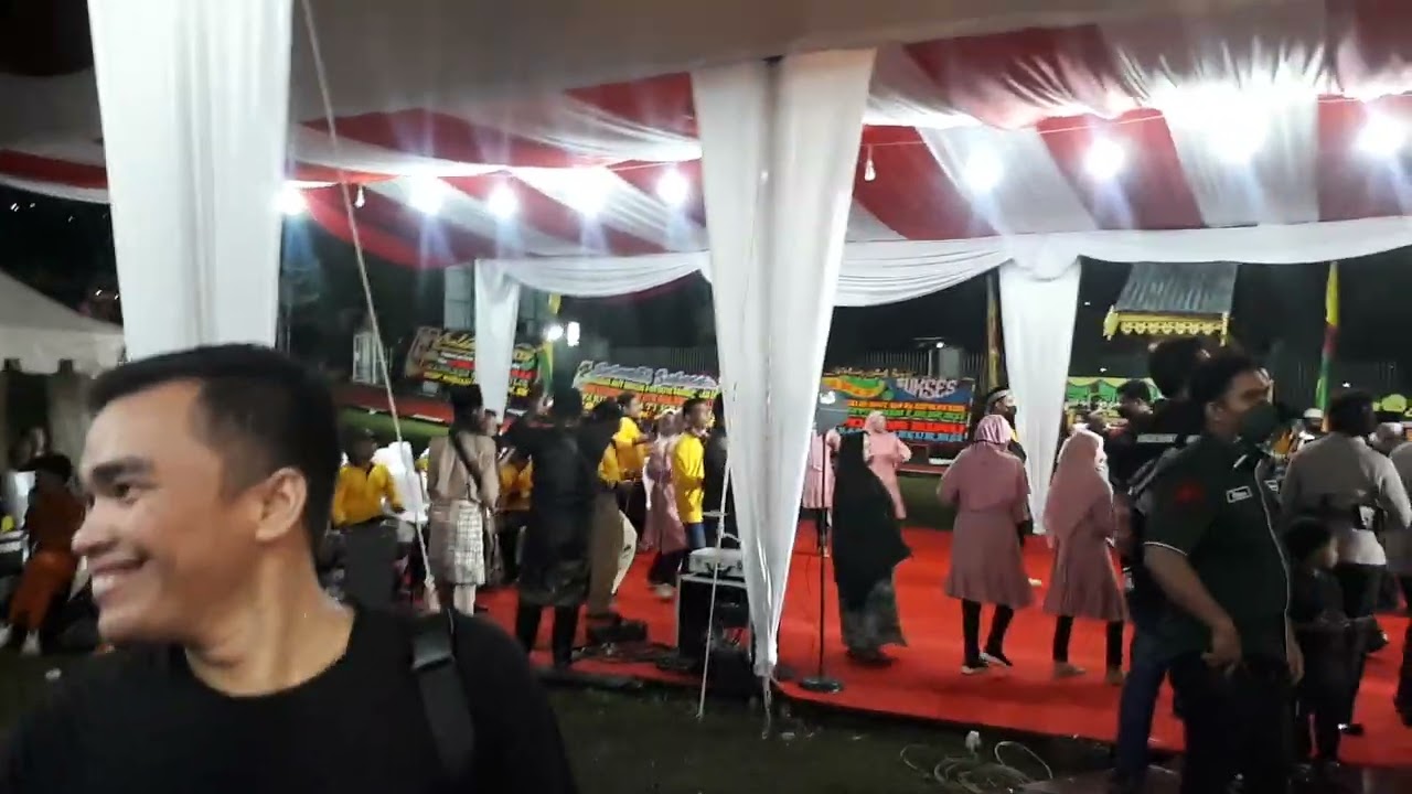Randai Kuansing - Kuantan Singingi, Riau