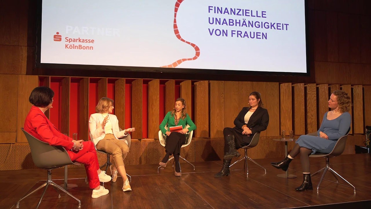 WTK07: Female Finance