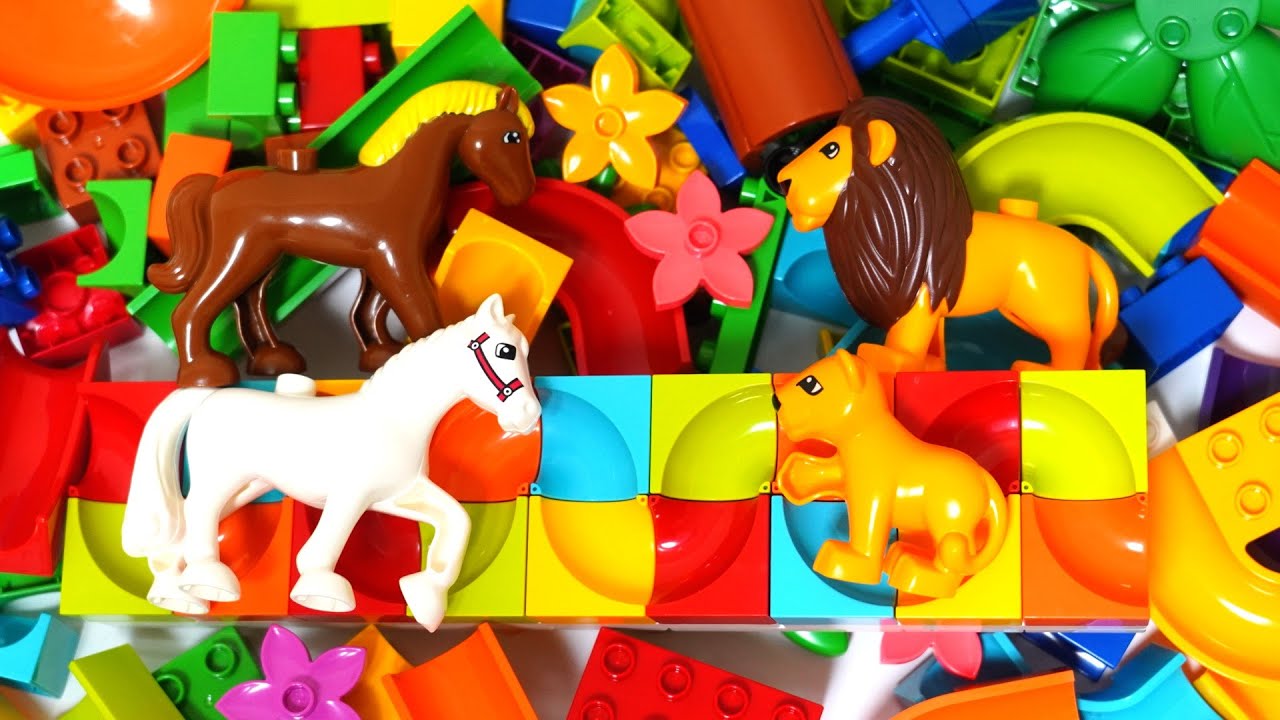 Satisfying Building Blocks Marble Run ASMR Very popular! Horse and Lion Swinging Block Coaster