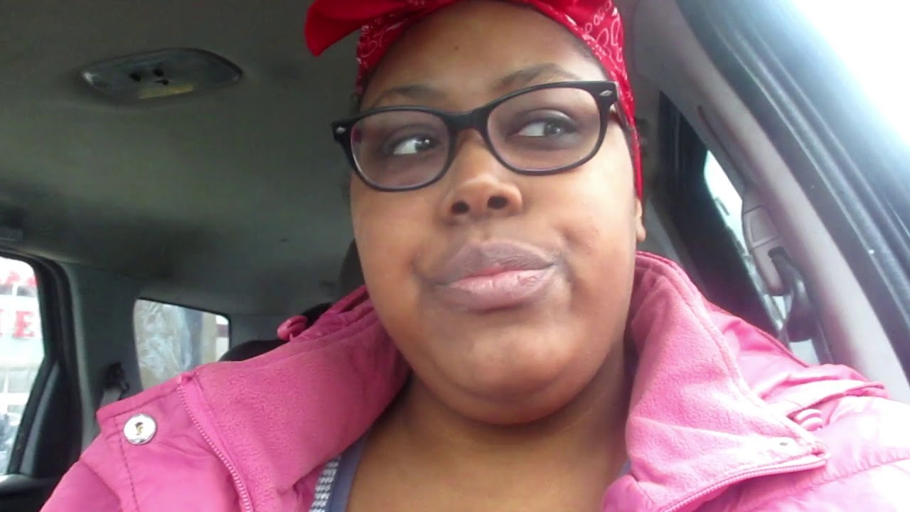 Vlogmas day 1- Ashleymonique knapp vlogs