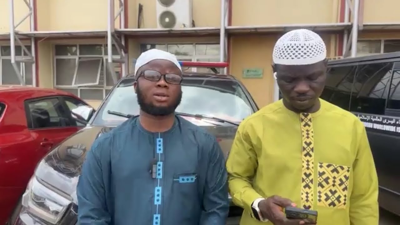 Stop blackmailing Ustaz Jamiu Adegunwa! Ha! Who is blackmailing who? | Oniyawo Meta