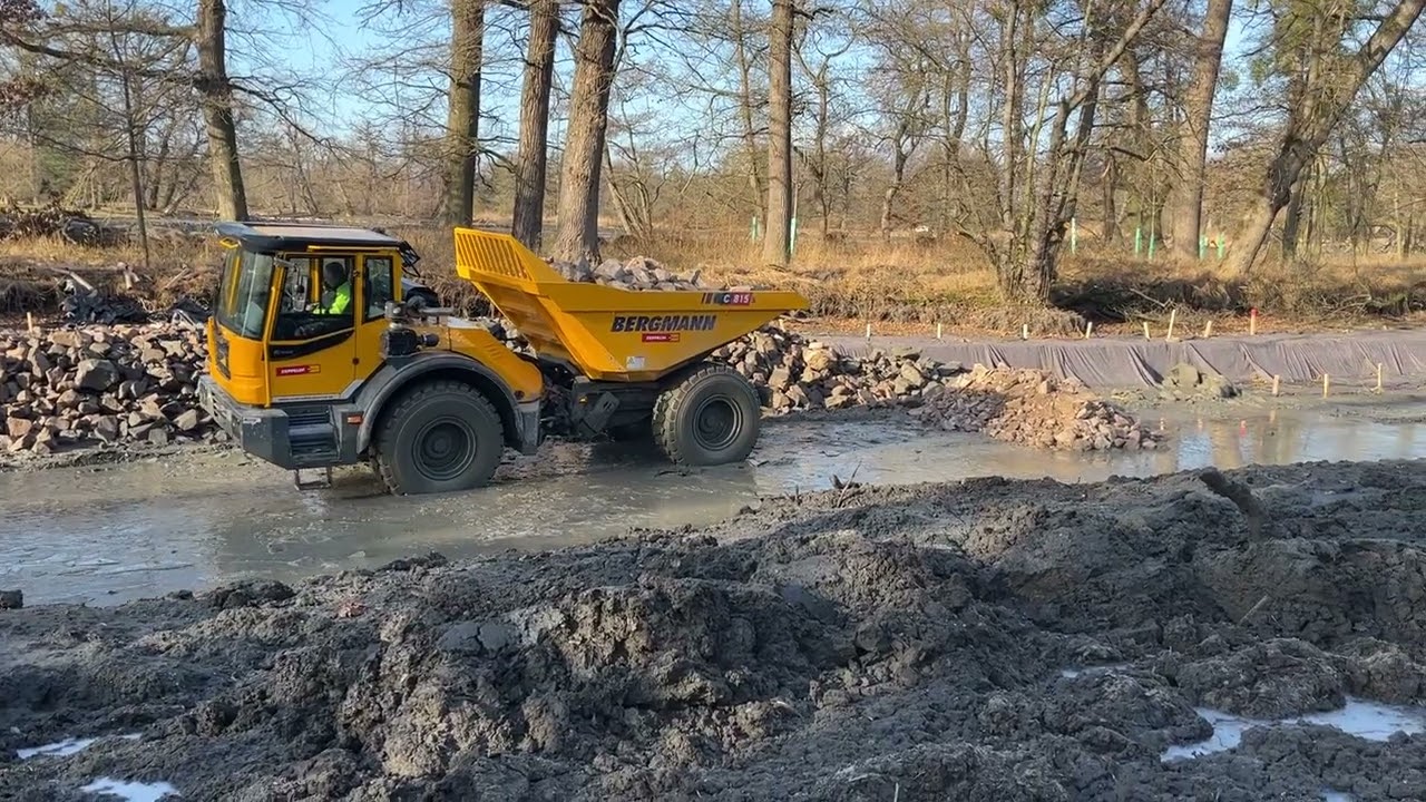 Bergmann C815s in mud 2