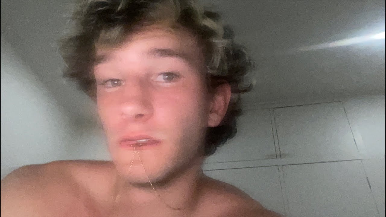 Sleep stream (sand in my bed)