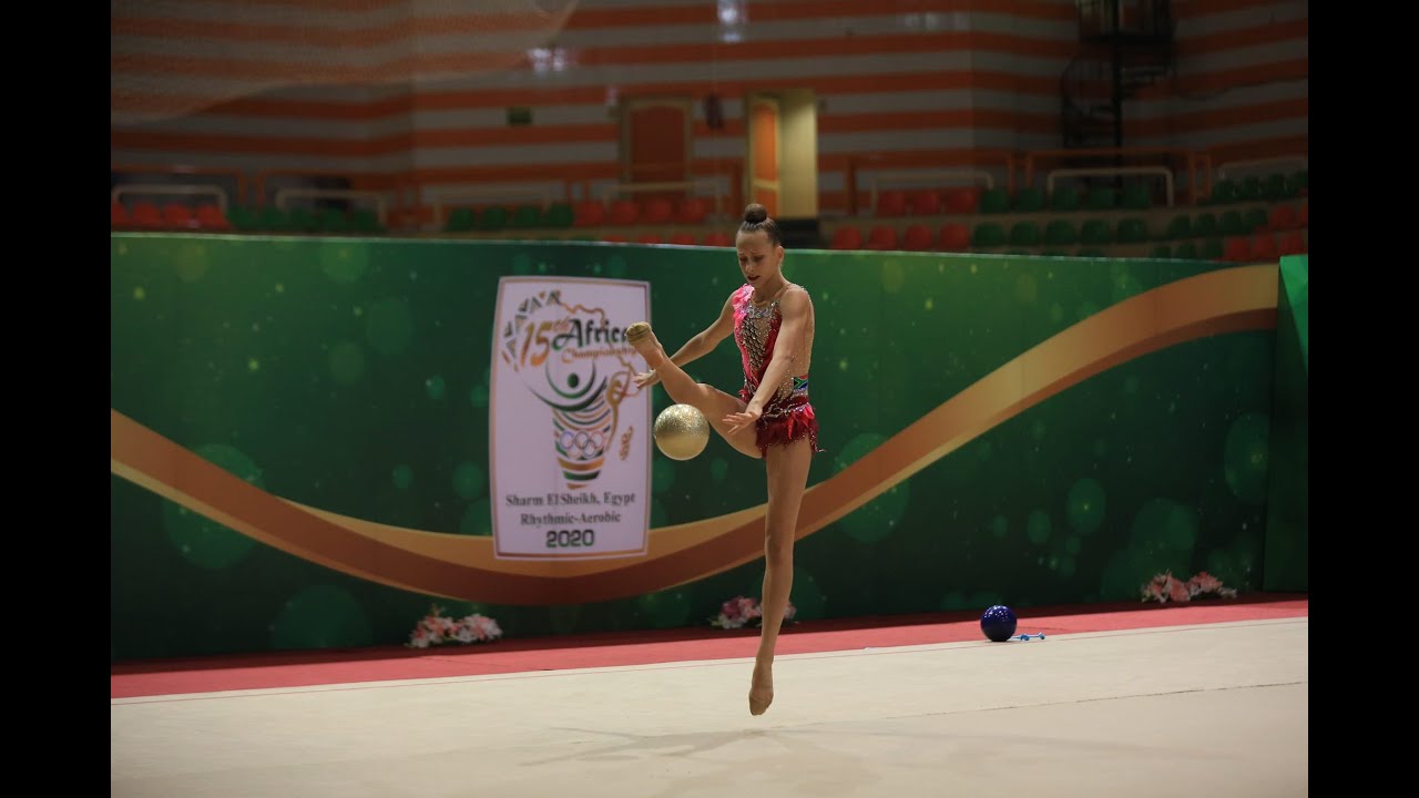 We had in studio Natasha and Yulia Galukhin from Western Cape Rythmic Gymnastics.