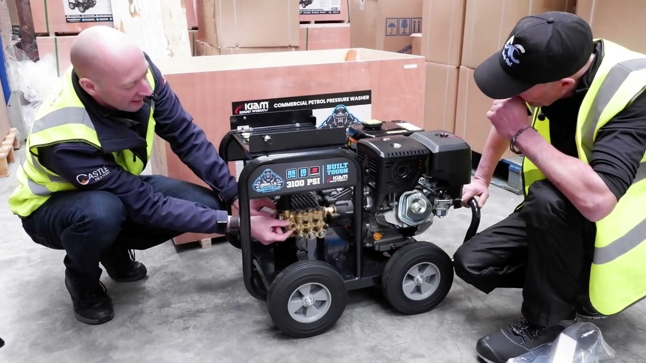 Kiam Gorilla Power® Petrol Pressure Washer Unboxing with Jonathan & Dave.