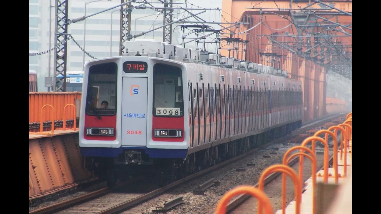 Sonido del tren ATS-97 año 2000 de Metro (Andresur) 