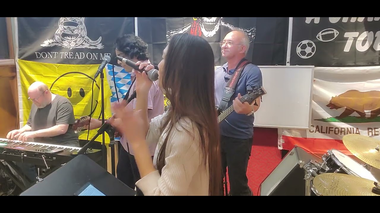Rehearsal session 37:  #bringmetolife by #evanescence (2)