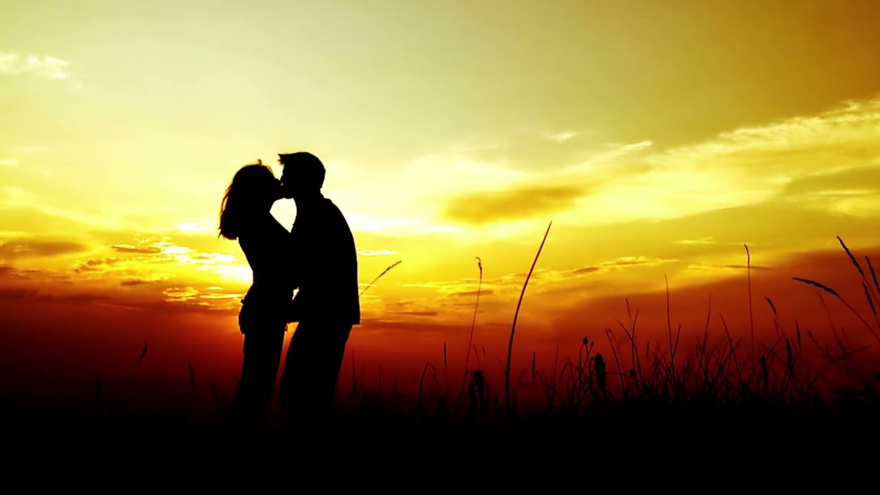 Je t'aimerai Toujours Mon Amour-Romantic Cinematic Opera by Carlos Estella ( Royalty Free Music )