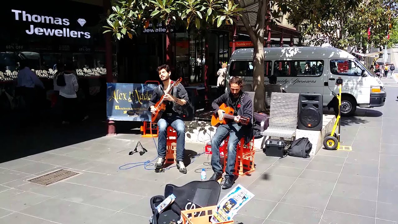 Brilliant musicians out there in the street of Mel