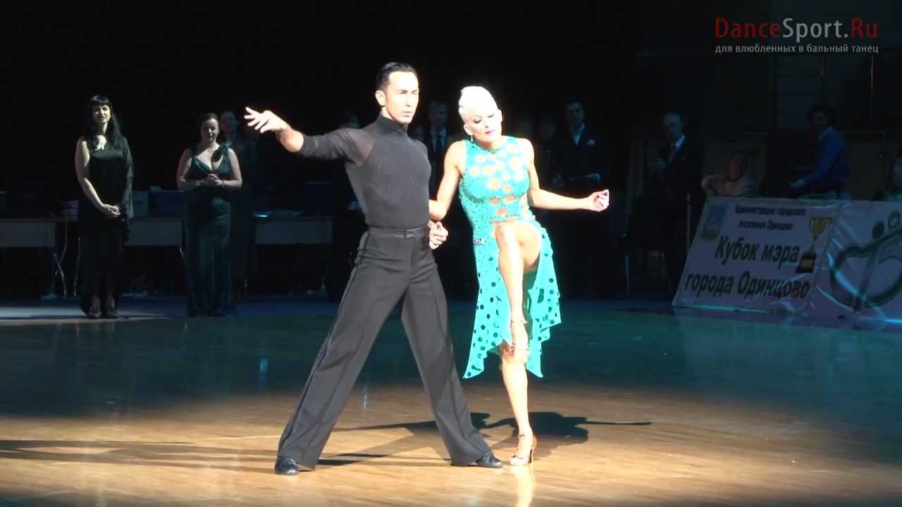 Michal Malitowski - Joanna Leunis | Samba & Cha Cha | Dance Stories 2013