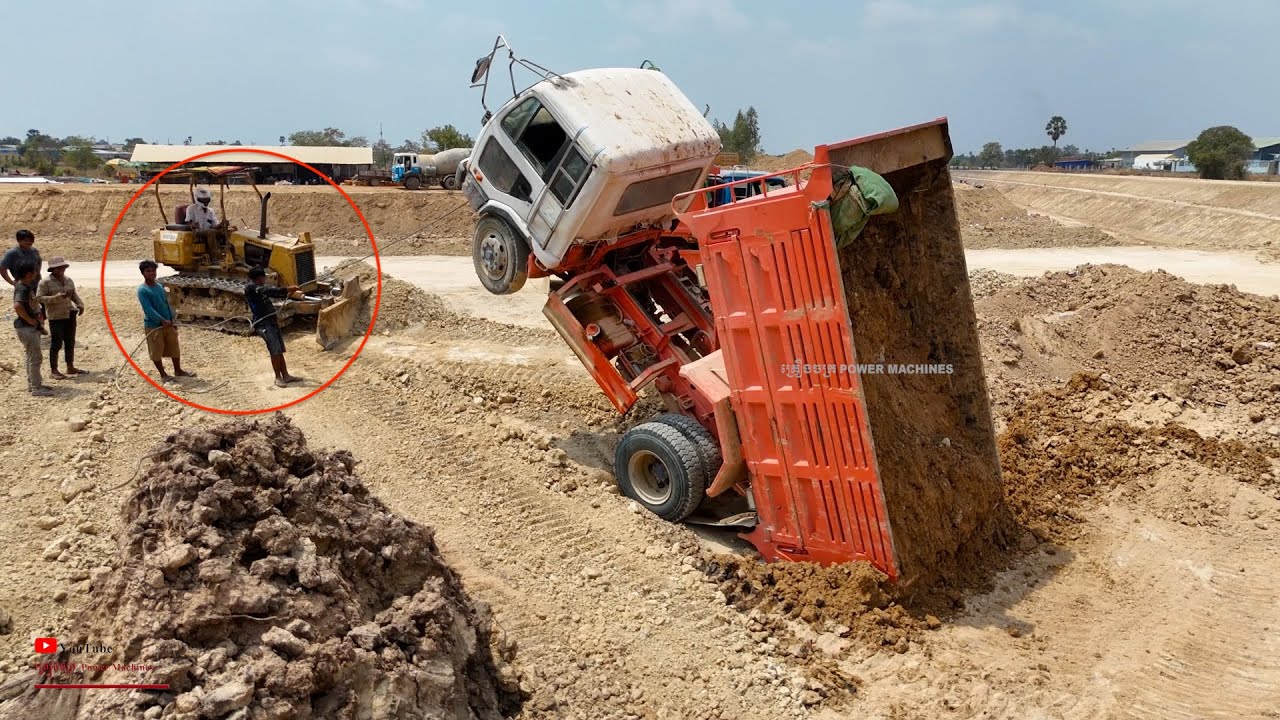 Incredible Unloading Fails Of Dump Trucks 5Ton Step Back And Cling Forward​ With Dozer D21P Trucks