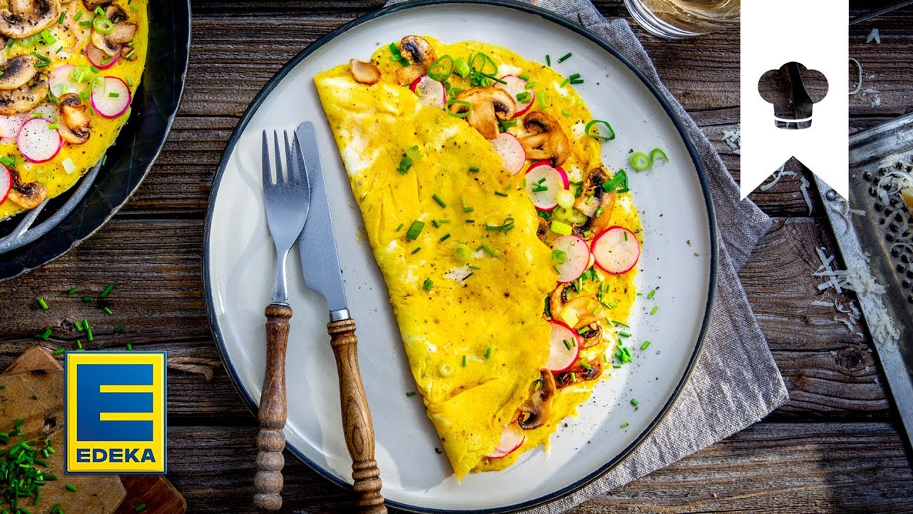 Omelette mit Champignons Rezept | Vegetarische Eierspeise mit Pilzen & Parmesan | EDEKA