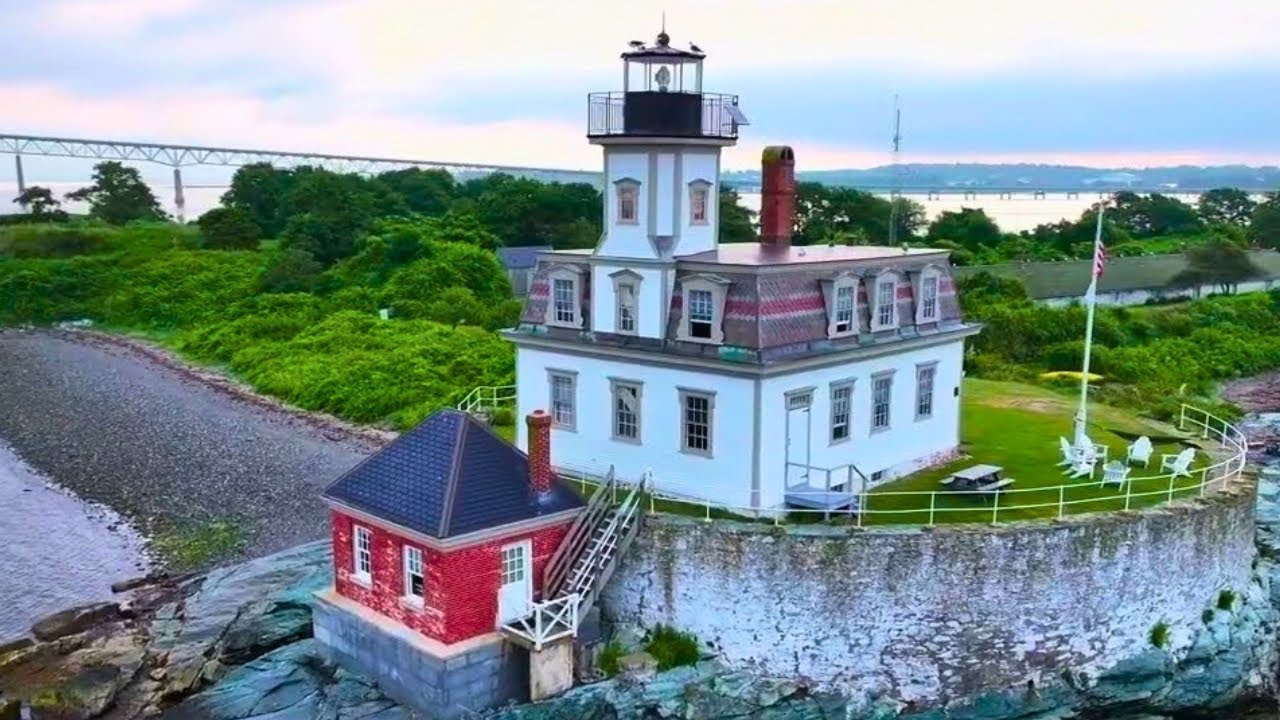 3 Min of Calm: Rose Island Lighthouse by Drone (V1) 