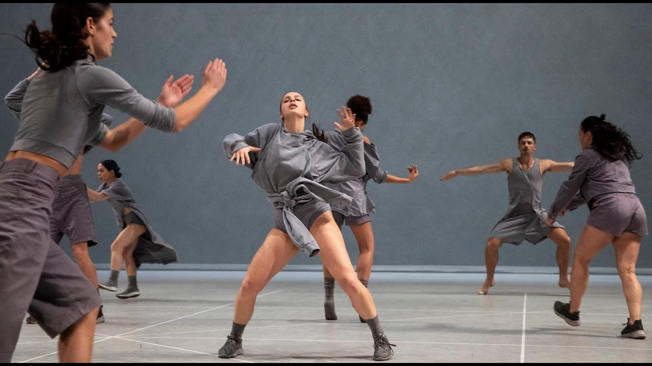 Jan Martens/GRIP & Dance On Ensemble – any attempt will end in crushed bodies and shattered bones